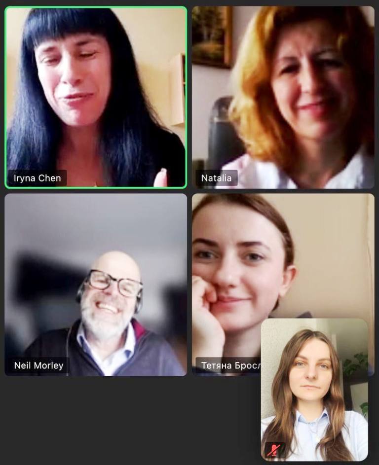 Заняття групи B2